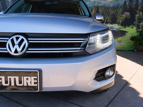 Used 2016 Volkswagen Tiguan SE FWD image 37