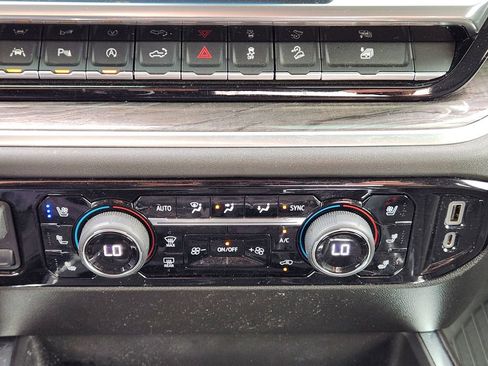 Certified 2023 Chevrolet Silverado 1500 LTZ image 20