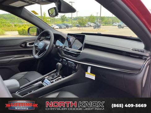 New 2026 Jeep Compass Latitude AWD/4WD image 27