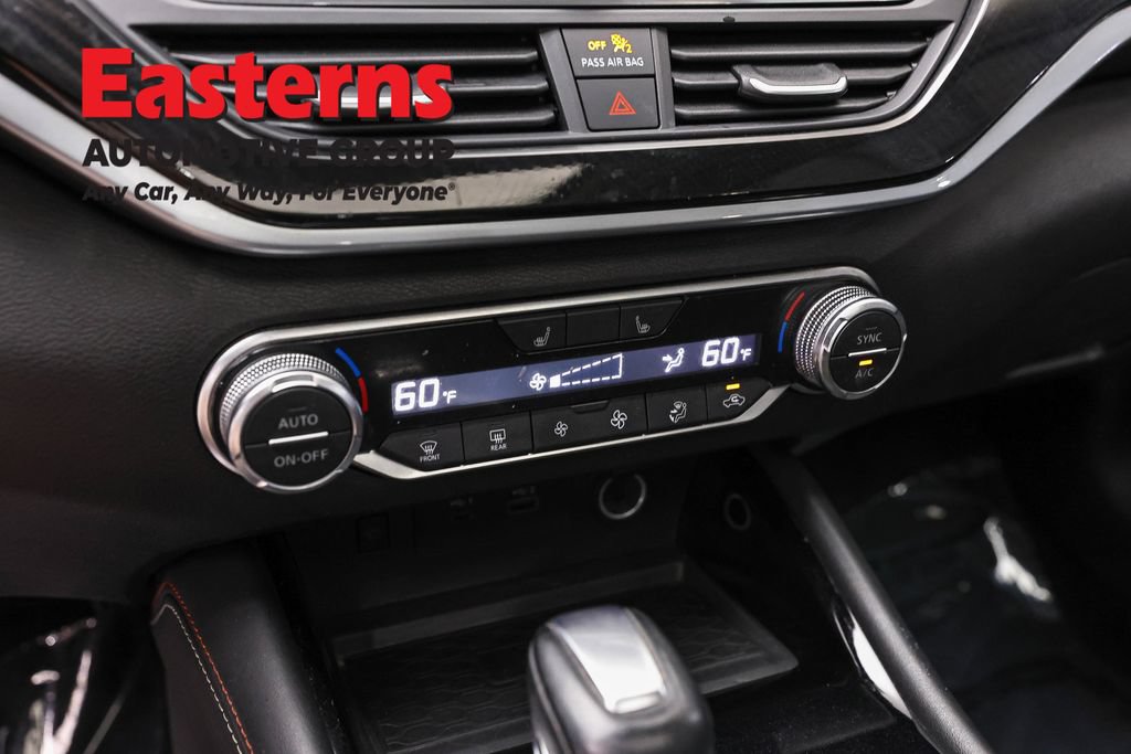 Used 2025 Nissan Altima 2.5 SR w/ SR Premium Package FWD image 22