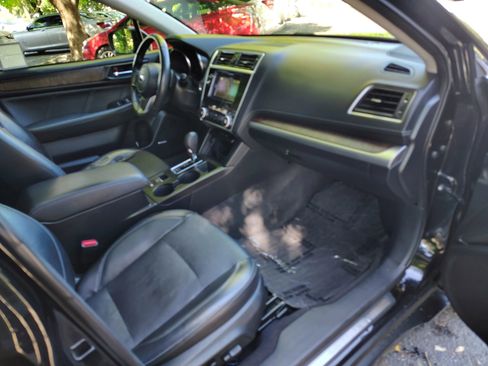 Used 2019 Subaru Outback 3.6R Limited w/ Popular Package #2 AWD/4WD image 25