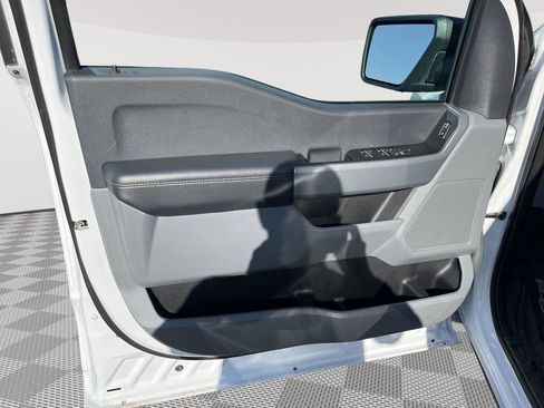 Used 2023 Ford F150 XLT w/ Trailer Tow Package image 11