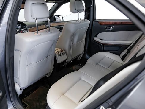 Used 2013 Mercedes-Benz E 350 4MATIC Sedan w/ Premium 1 Pkg image 34