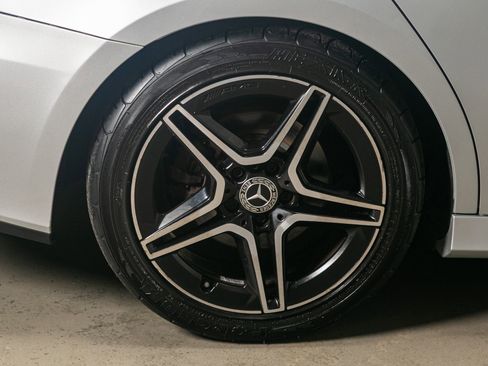 Used 2019 Mercedes-Benz A 220 4MATIC w/ AMG Line image 18