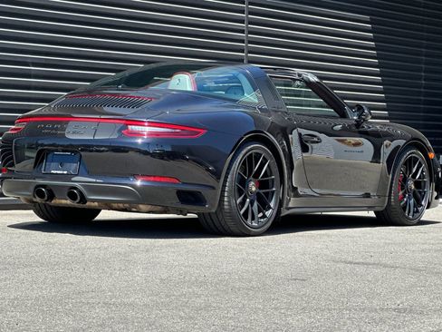 Used 2017 Porsche 911 Targa 4 GTS AWD/4WD image 8