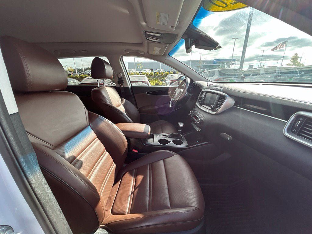 Used 2020 Kia Sorento SX AWD/4WD image 11