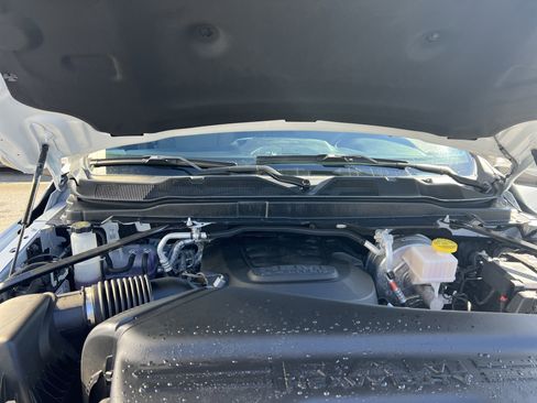 Used 2025 RAM 2500 Big Horn image 31