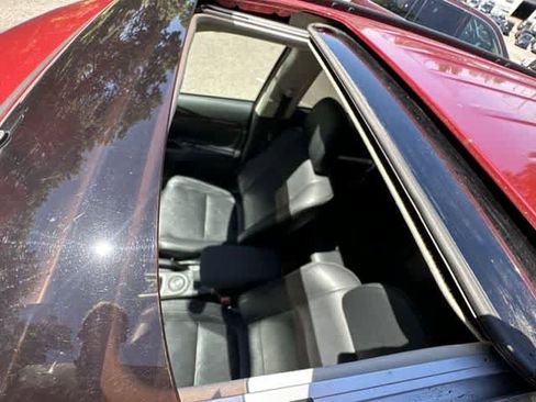 Used 2015 Mitsubishi Outlander SE AWD/4WD image 6