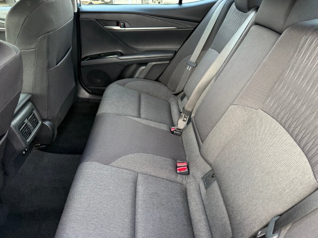 Used 2026 Toyota Camry LE w/ Convenience Package FWD image 27