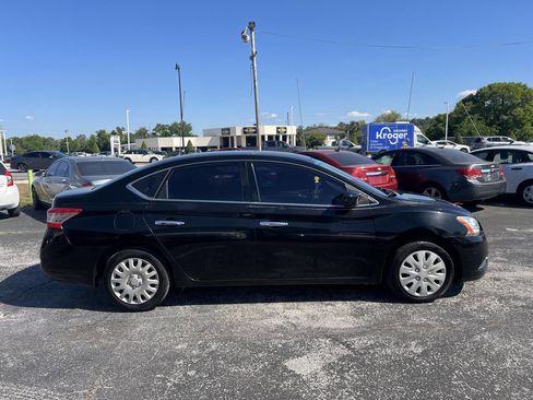 Used 2014 Nissan Sentra SV image 3