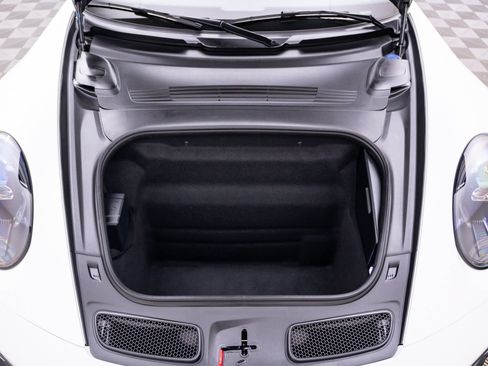 Certified 2026 Porsche 911 GT3 RWD image 32