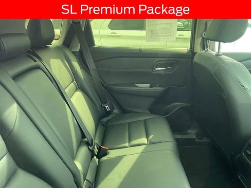 Used 2024 Nissan Rogue SL w/ SL Premium Package AWD/4WD image 9