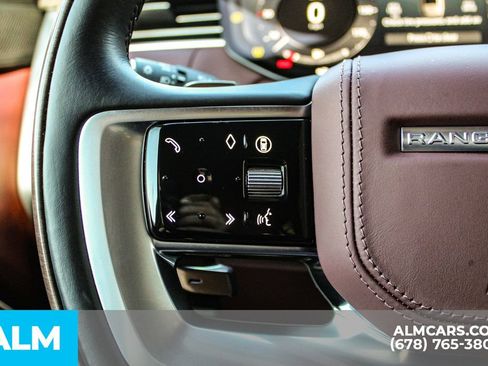 Used 2025 Land Rover Range Rover Autobiography image 22