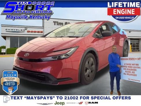Used 2025 Toyota Prius LE FWD image 1