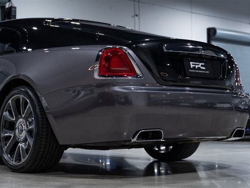 Used 2017 Rolls-Royce Wraith RWD image 14