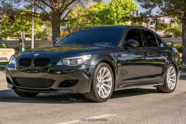 Used 2010 BMW M5 RWD image 12