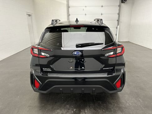 Used 2024 Subaru Crosstrek 2.0i Premium AWD/4WD image 8