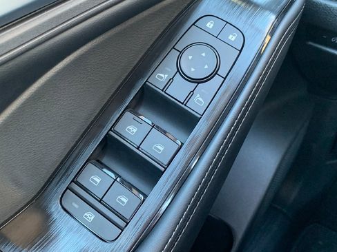 New 2026 Nissan Rogue SV image 18