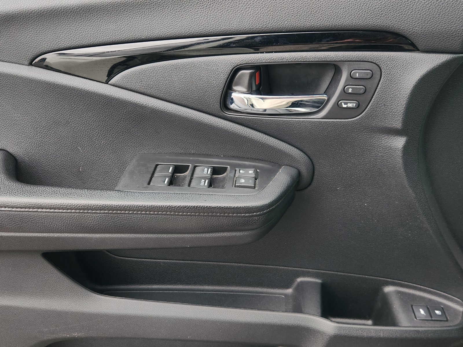 Used 2019 Honda Pilot Elite image 26