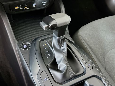 Used 2025 Kia K4 FWD image 24