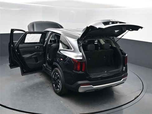New 2026 Kia Sorento S image 15