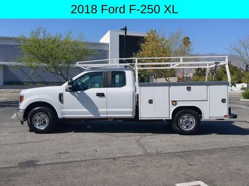 Used 2018 Ford F250 XL w/ Power Equipment Group RWD image 2