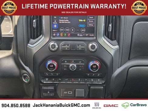 Used 2022 GMC Sierra 3500 Denali w/ Technology Package AWD/4WD image 18