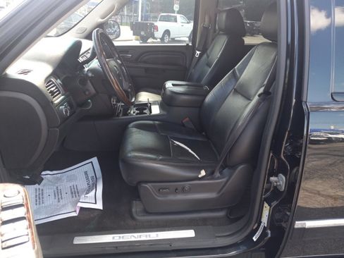Used 2013 GMC Yukon XL Denali AWD/4WD image 5