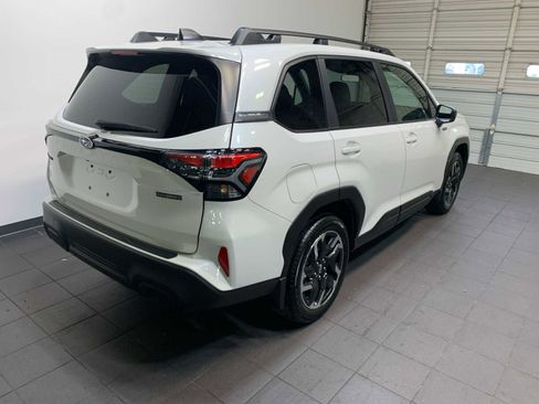 New 2025 Subaru Forester Premium image 3