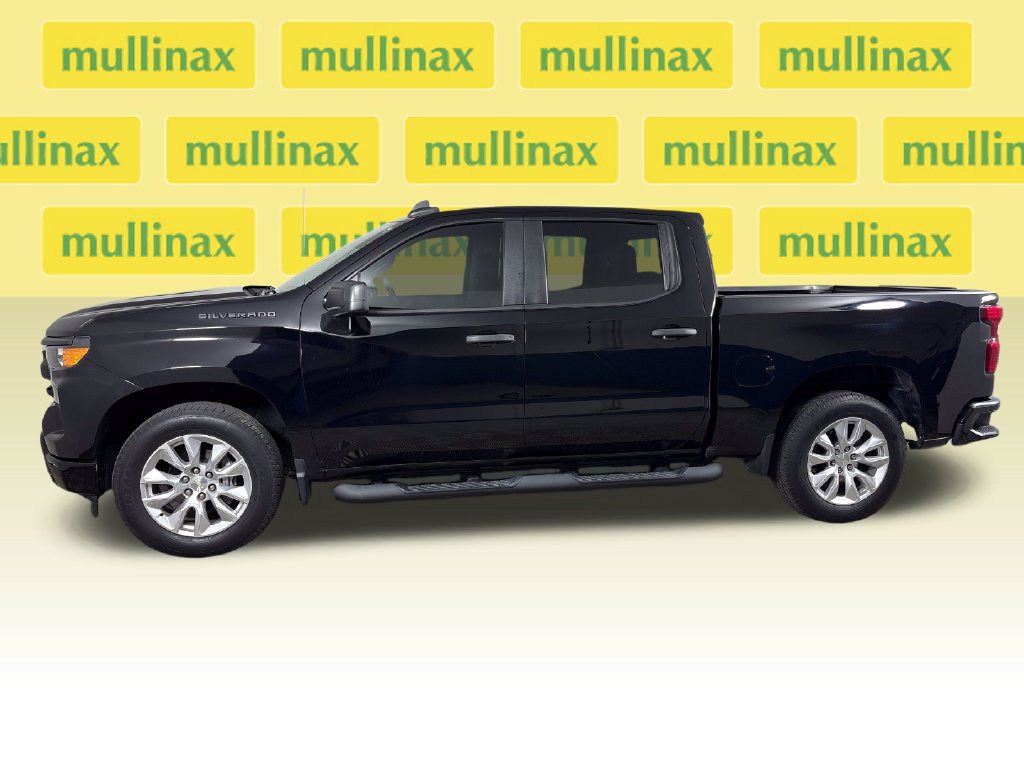 Used 2022 Chevrolet Silverado 1500 Custom RWD image 9