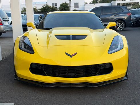 Used 2019 Chevrolet Corvette Z06 RWD image 2