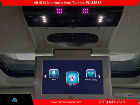 Used 2017 GMC Yukon Denali w/ Open Road Package AWD/4WD image 38