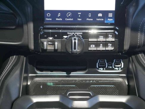 Certified 2024 RAM 3500 Limited AWD/4WD image 9