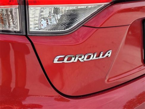 Used 2021 Toyota Corolla SE image 10