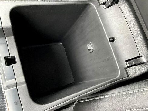 New 2026 Jeep Grand Cherokee Laredo image 24