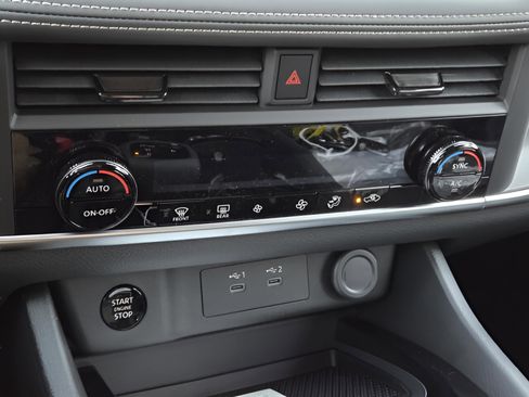 New 2026 Nissan Rogue SV image 14