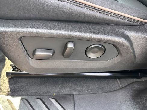 New 2026 GMC Canyon Denali image 25