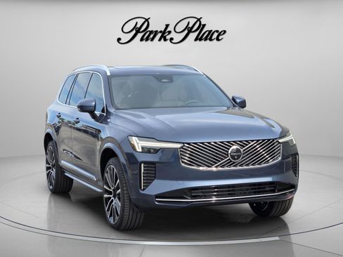 New 2026 Volvo XC90 B6 Plus w/ Protection Package Premier AWD/4WD image 8