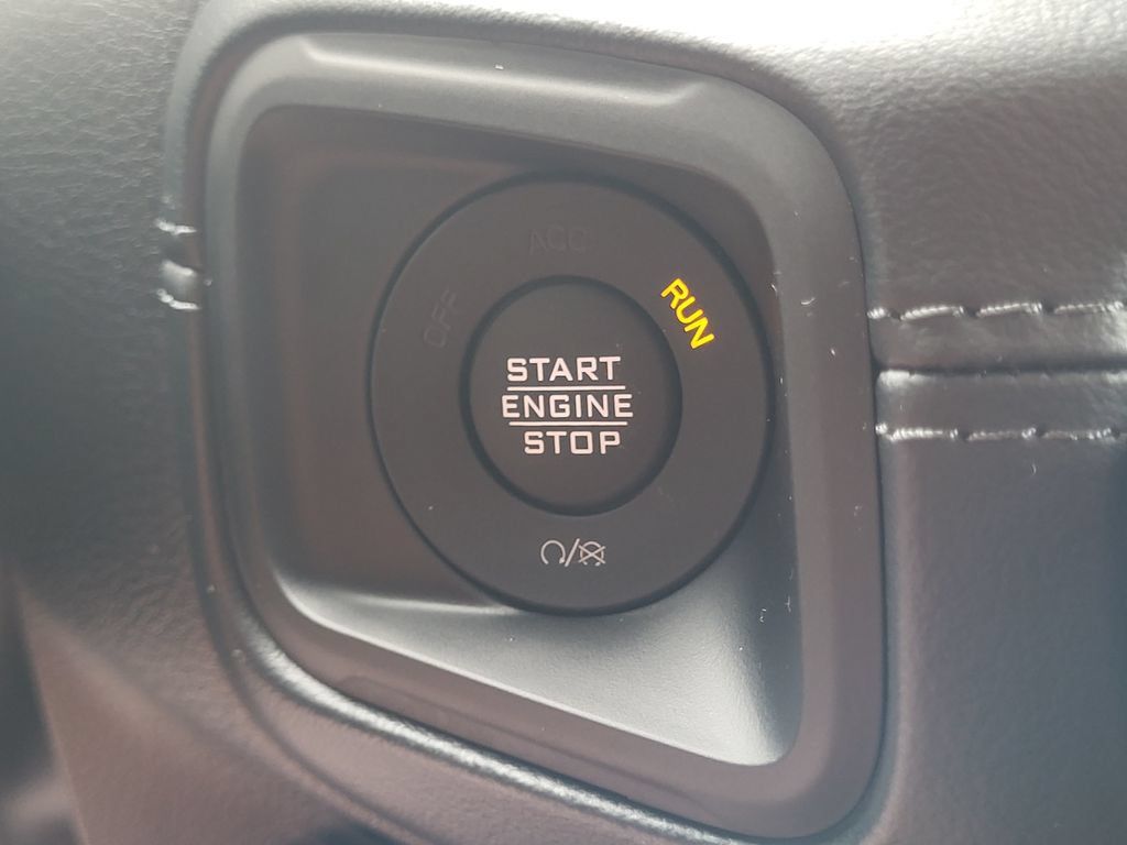 Used 2026 Jeep Wrangler Rubicon AWD/4WD image 27