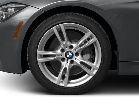 Used 2016 BMW 340i Sedan RWD image 10