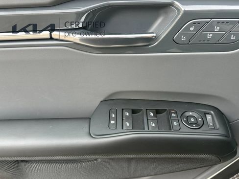 Certified 2024 Kia EV9 GT-Line image 12