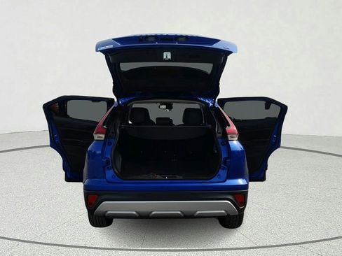 Used 2023 Mitsubishi Eclipse Cross SE image 12