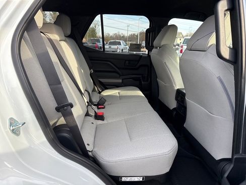 New 2025 Toyota 4Runner SR5 image 7