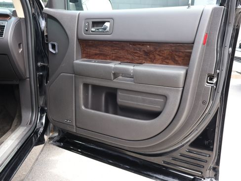 Used 2018 Ford Flex Limited AWD/4WD image 10