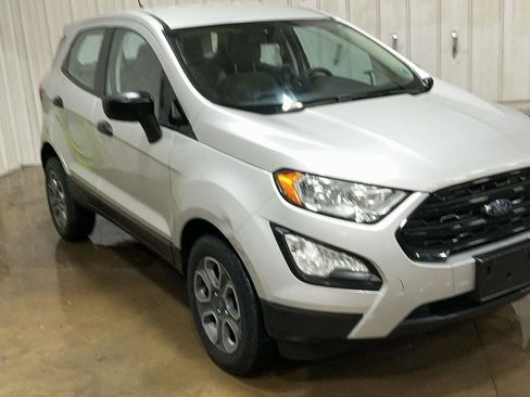 Used 2020 Ford EcoSport S image 3