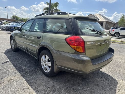 Used 2005 Subaru Outback 2.5i AWD/4WD image 9