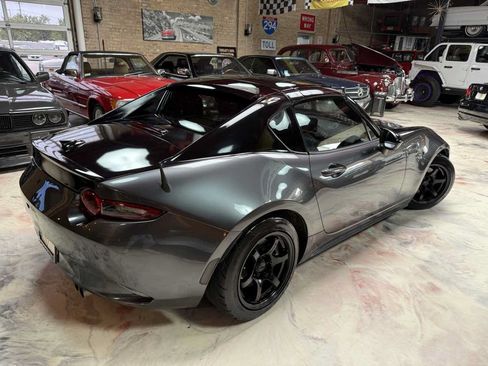 Used 2019 MAZDA MX-5 Miata RF Club RWD image 2