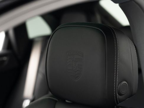 New 2026 Porsche Macan S image 19