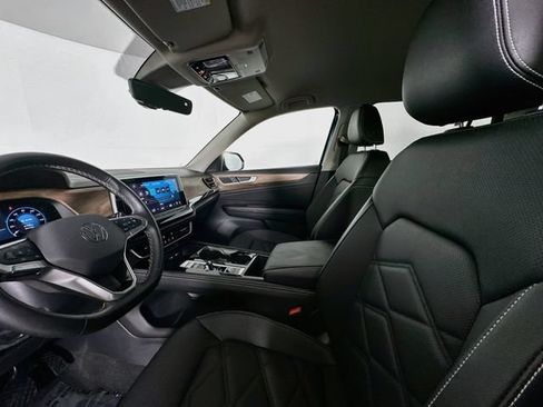 Used 2026 Volkswagen Atlas SE FWD image 20