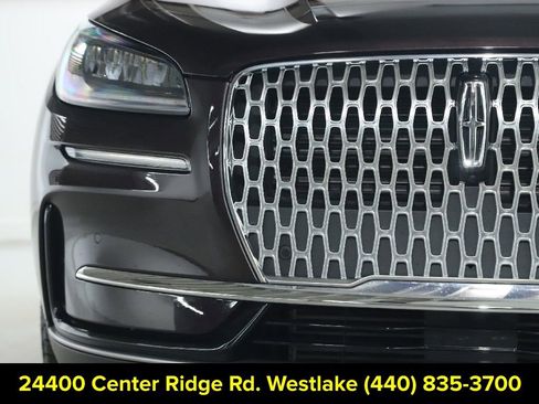 Certified 2023 Lincoln Corsair Standard w/ Equipment Group 101A image 7